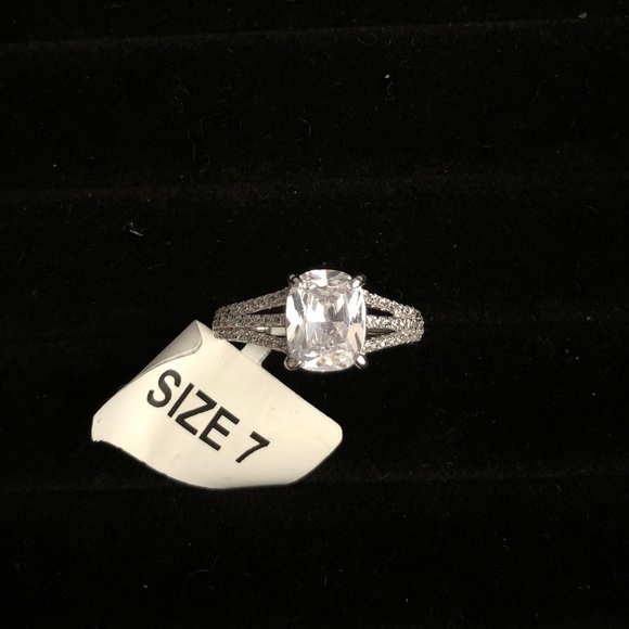 Charmed Aroma Jewelry - NWT Silver Ring